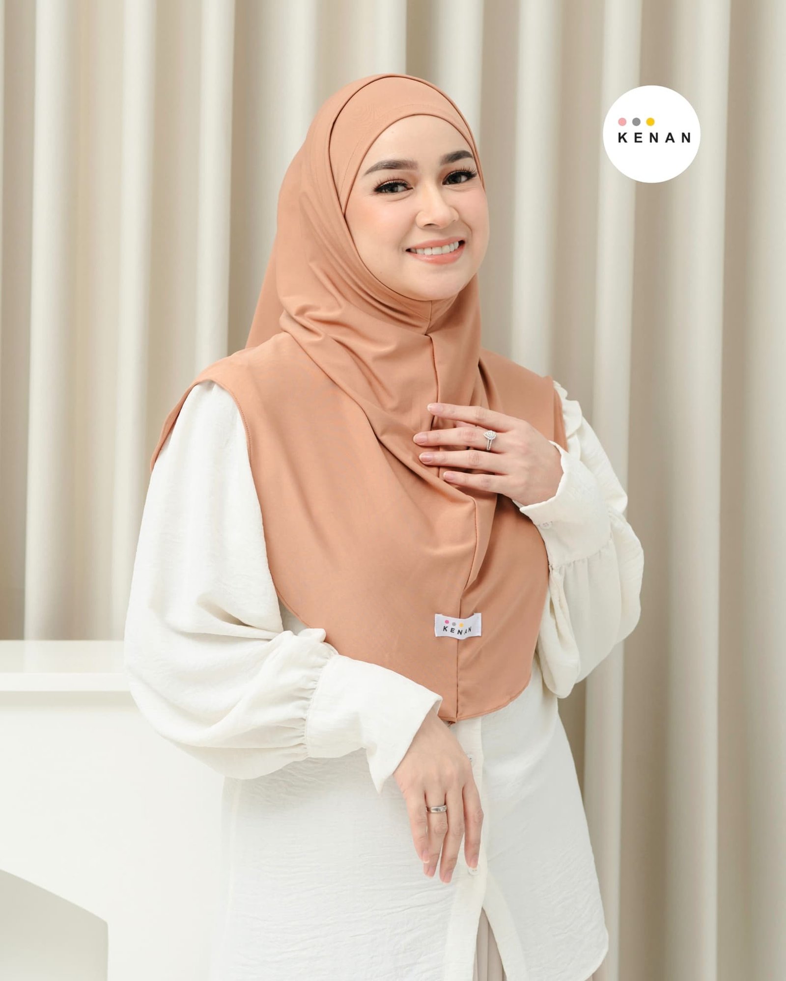KENAN - Shiny Instan (Bergo Non-ped tali) Size L